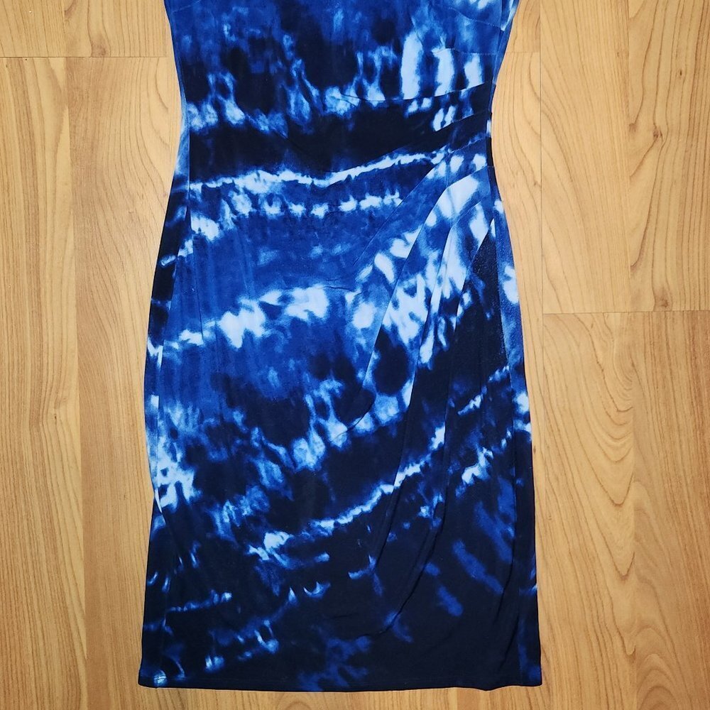 ANNE KLEIN DRESS SIZE 4 STRETCH SLIMMING BLUE AND WHITE SLEEVELESS TIEDYE || EUC - Picture 3 of 11
